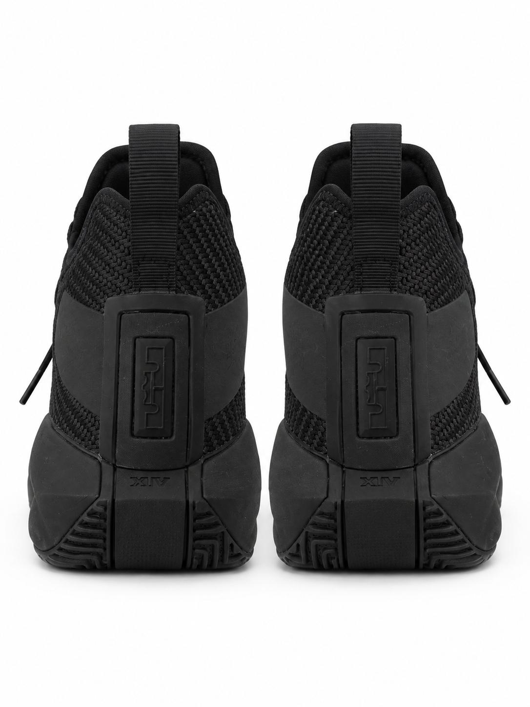 Nike LeBron Soldier XIV — Hombre — US 11